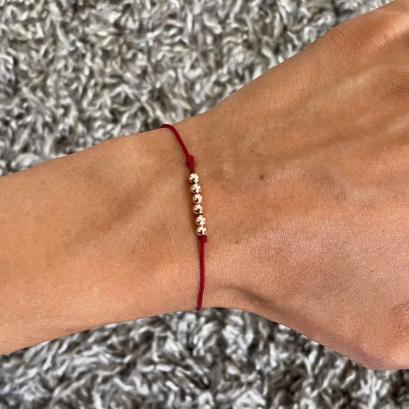 Handmade bracelet with different design and colours - Picture 7 of 14